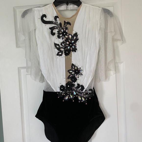 Custom lyrical dance costume - Picture 6 of 6